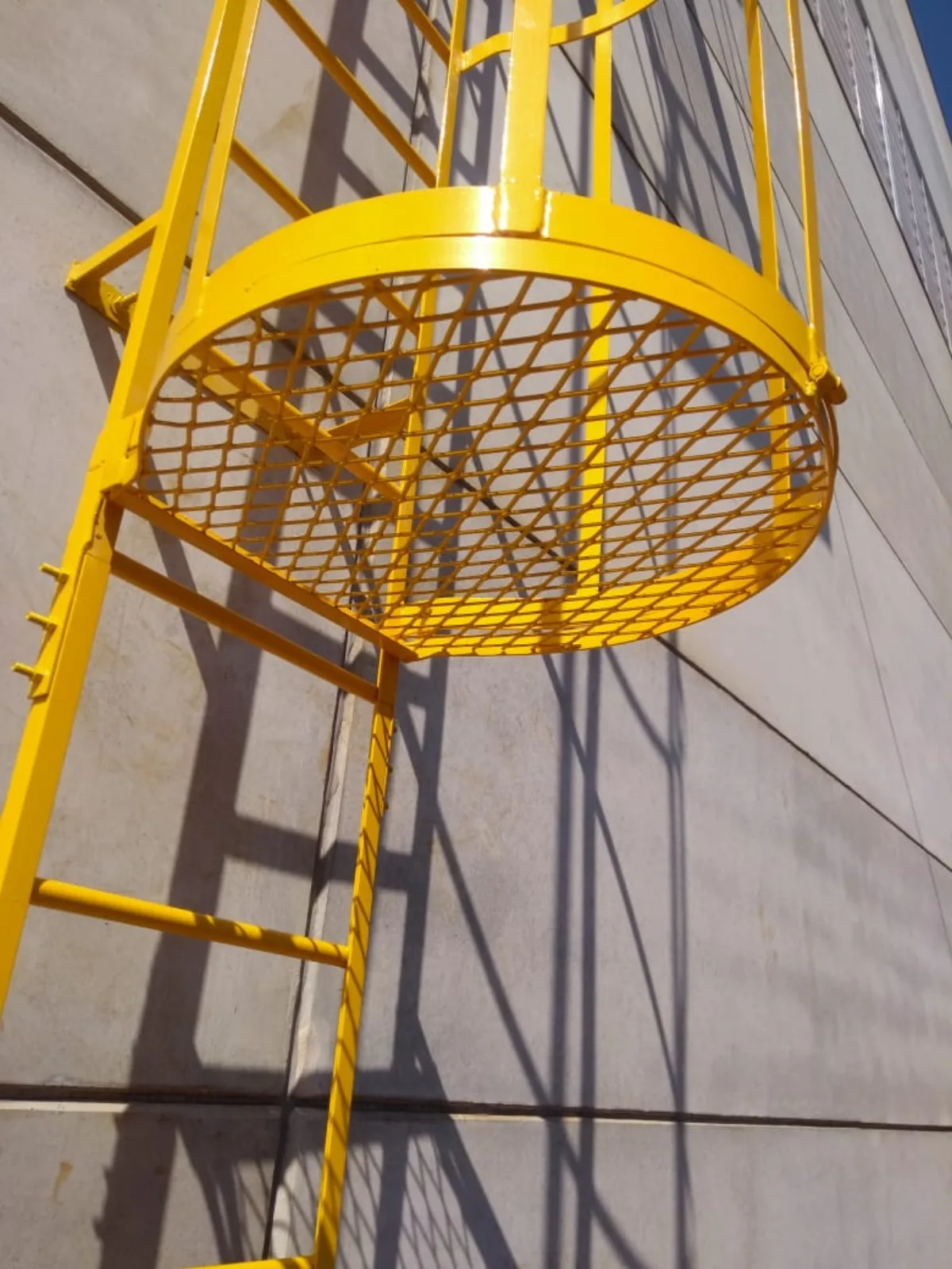 Escadas e Passarelas